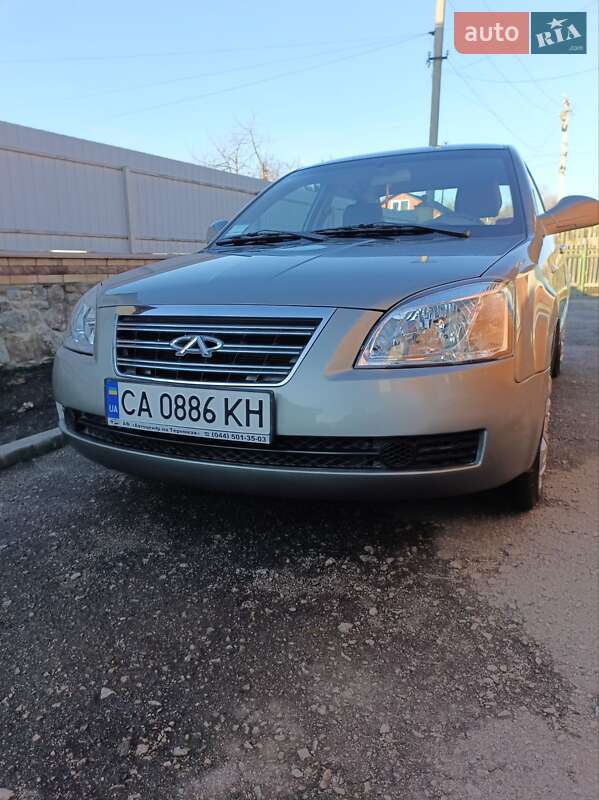 Седан Chery Elara 2011 в Христиновке