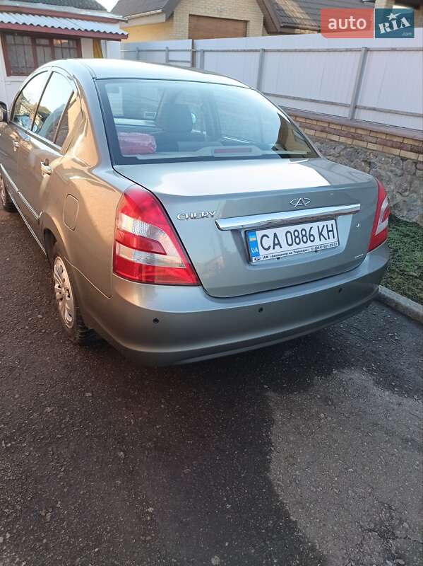 Седан Chery Elara 2011 в Христиновке