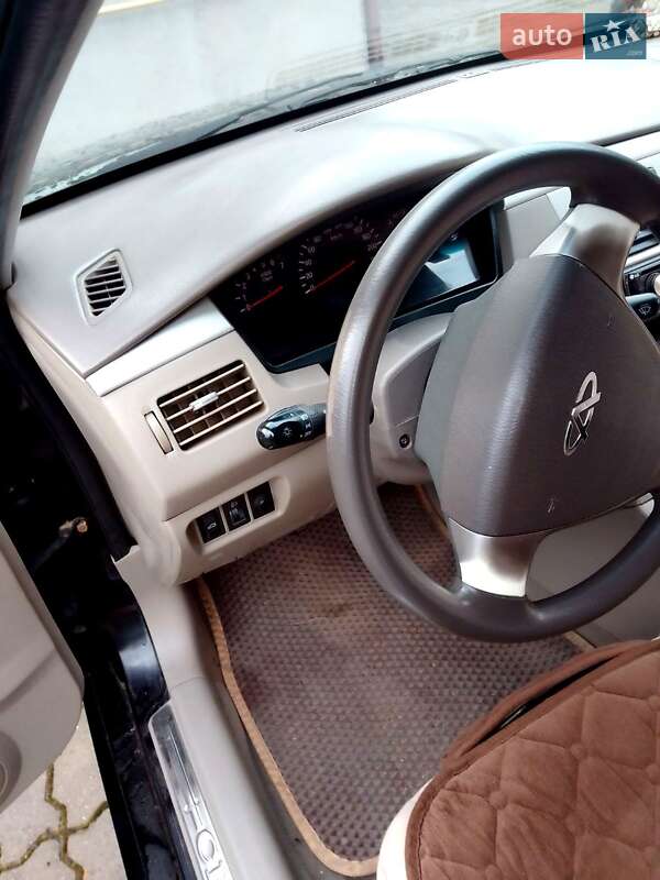 Седан Chery Elara 2010 в Сокале