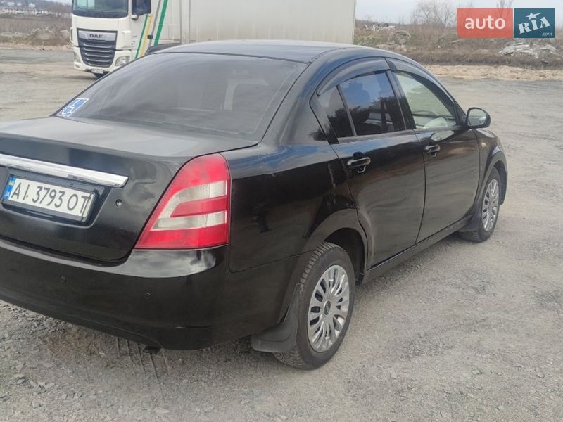 Седан Chery Elara 2011 в Ірпені