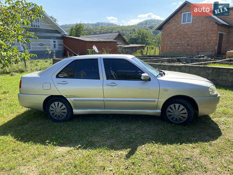 Седан Chery Flagcloud 2006 в Кутах