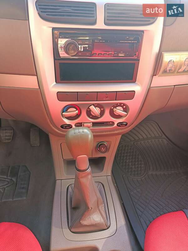 Лифтбек Chery Jaggi 2008 в Львове