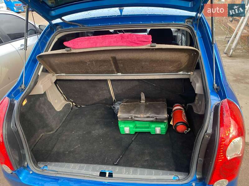 Ліфтбек Chery Jaggi 2007 в Ромнах