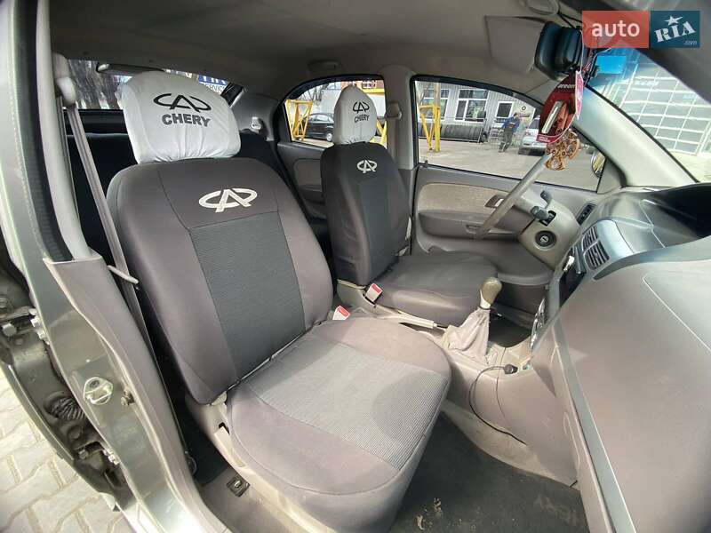 Лифтбек Chery Jaggi 2008 в Николаеве