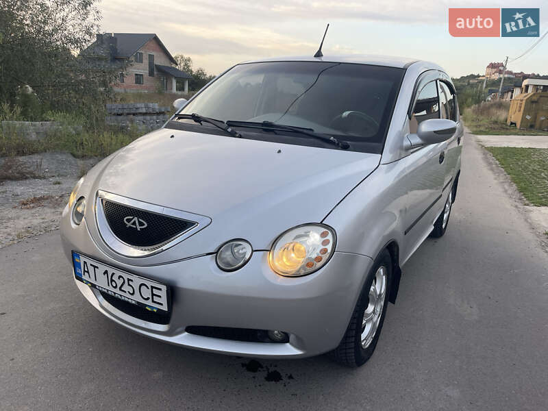 Лифтбек Chery Jaggi 2008 в Ивано-Франковске