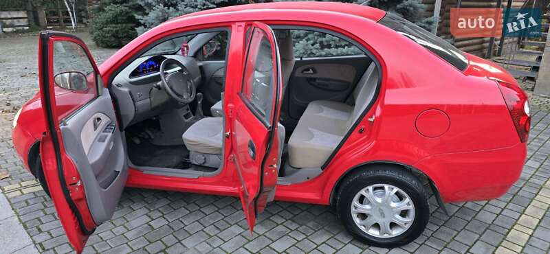 Ліфтбек Chery Jaggi 2008 в Херсоні