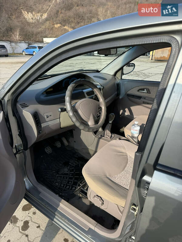 Ліфтбек Chery Jaggi 2008 в Мукачевому