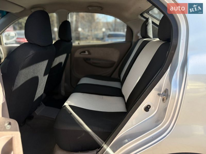 Ліфтбек Chery Jaggi 2008 в Запоріжжі