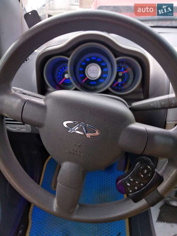 Хэтчбек Chery Kimo 2008 в Тростянце