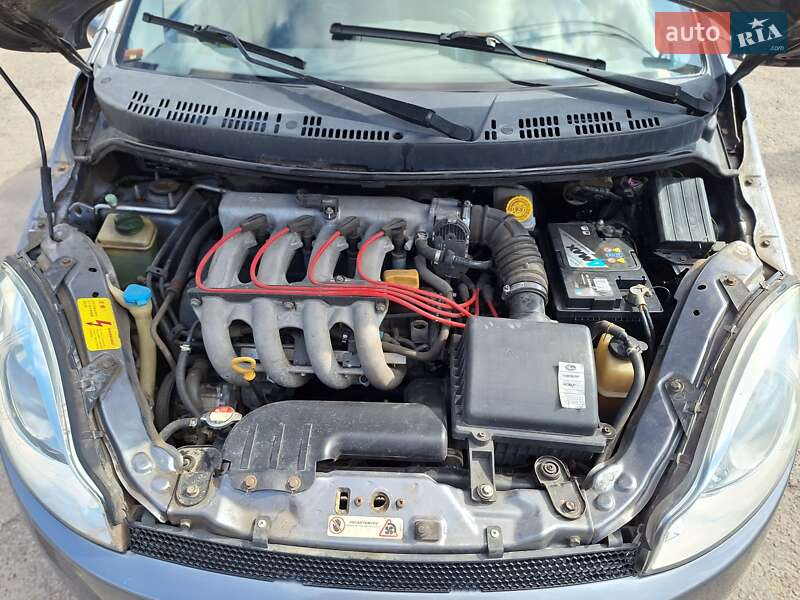 Хэтчбек Chery Kimo 2008 в Каменском
