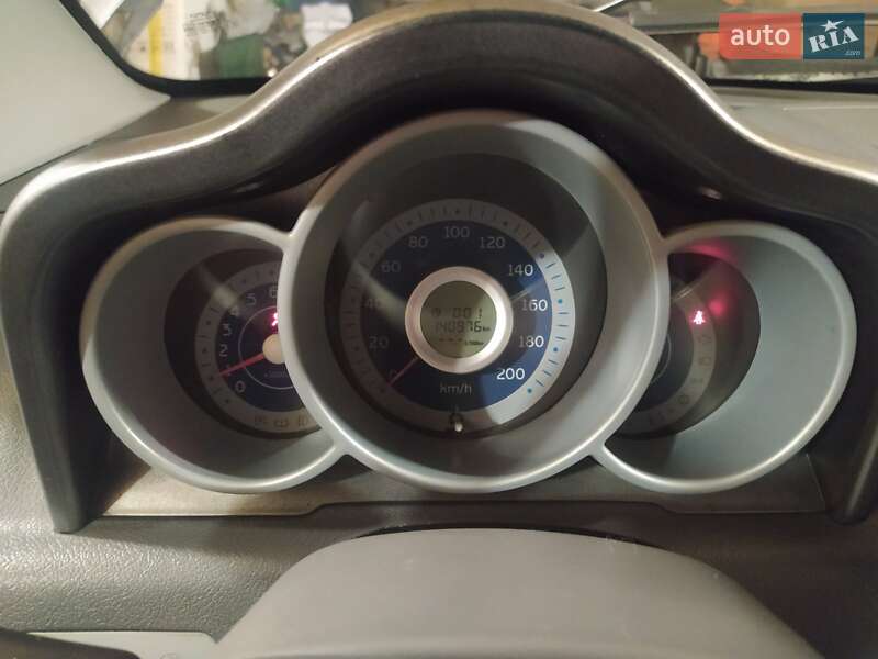 Хэтчбек Chery Kimo 2008 в Каменском