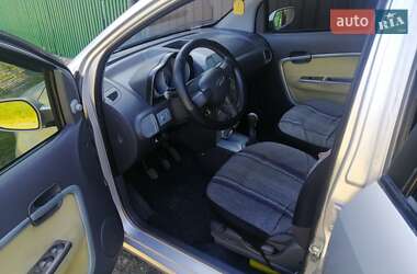 Хэтчбек Chery Kimo 2011 в 