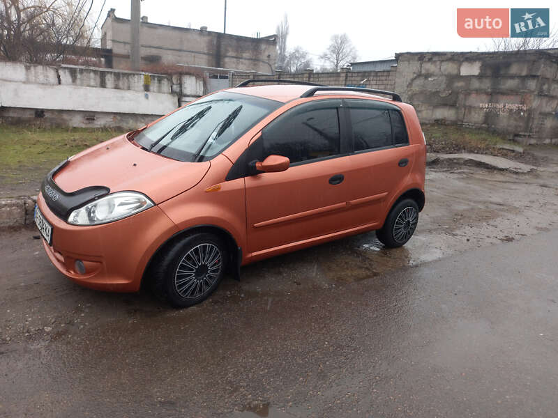 Хэтчбек Chery Kimo 2008 в Каменском