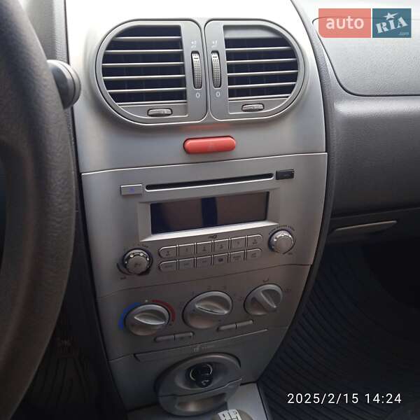 Хэтчбек Chery Kimo 2008 в Костополе