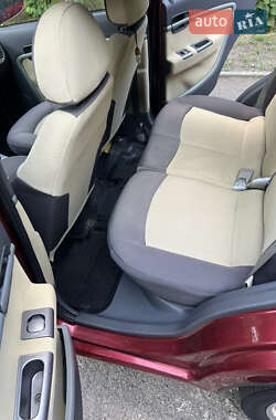 Хэтчбек Chery Kimo 2012 в 