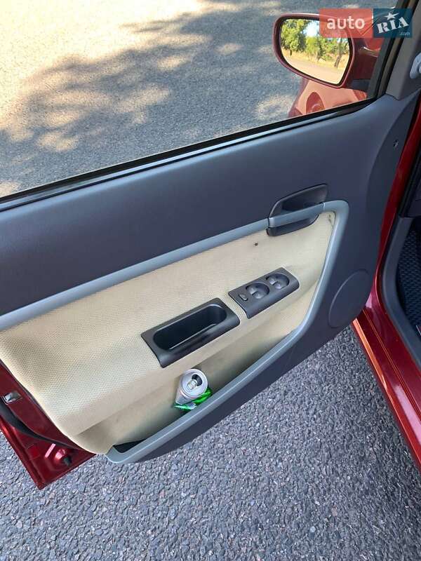 Хэтчбек Chery Kimo 2011 в Захарьевке фото 6 Хэтчбек Chery Kimo 2011 в Захарьевке