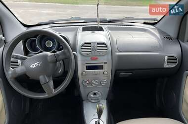 Хэтчбек Chery Kimo 2011 в 