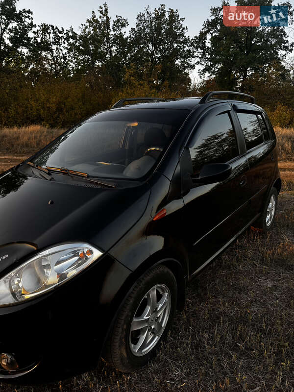 Хетчбек Chery Kimo 2012 в Софіївській Борщагівці