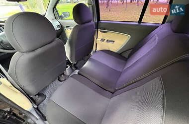 Хетчбек Chery Kimo 2012 в 