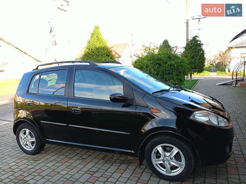 Хэтчбек Chery Kimo 2011 в Килии