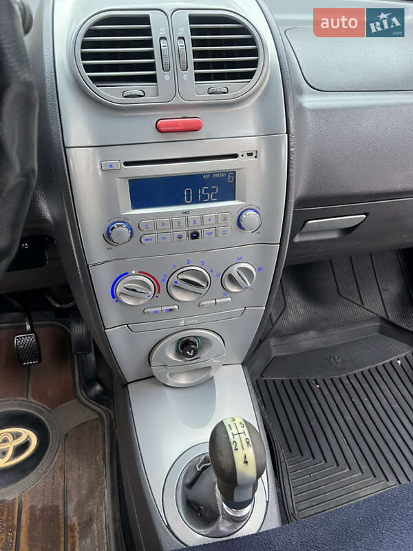 Хетчбек Chery Kimo 2008 в Лозовій