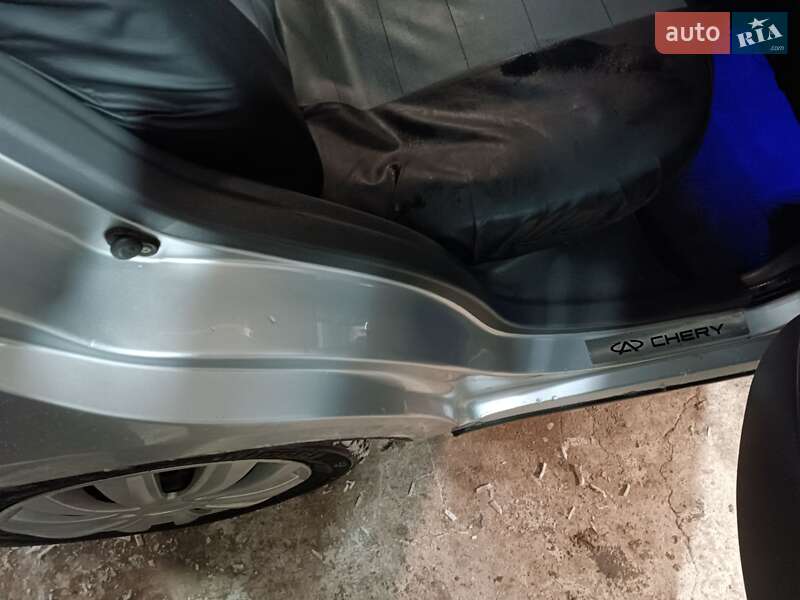 Хэтчбек Chery Kimo 2011 в Кривом Роге