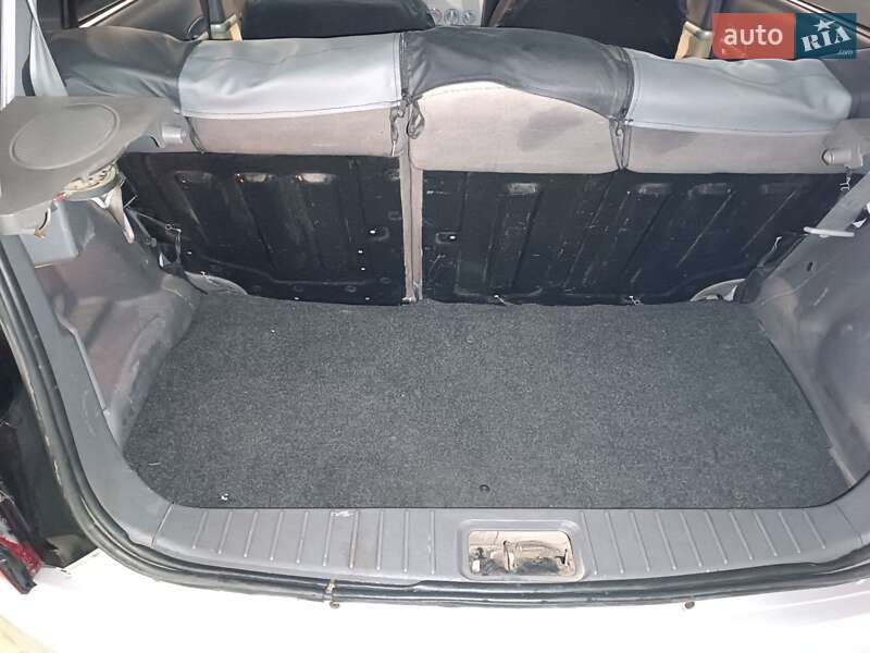 Хэтчбек Chery Kimo 2011 в Кривом Роге