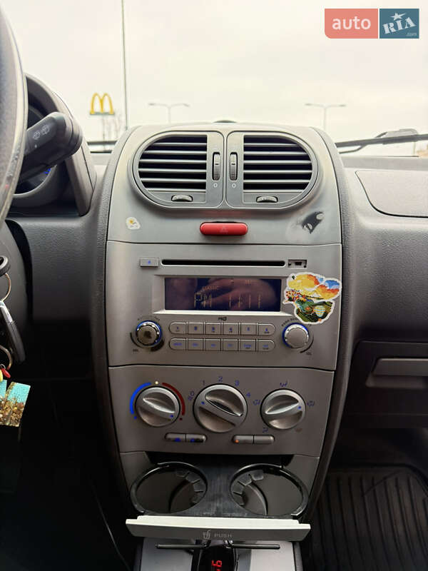 Хетчбек Chery Kimo 2008 в Ірпені