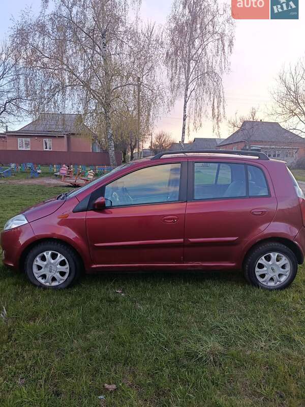 Хэтчбек Chery Kimo 2008 в Ромнах