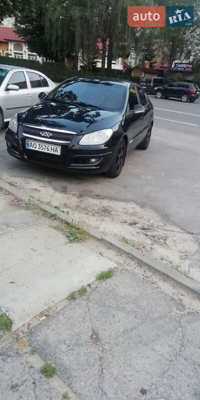 Седан Chery M11 2011 в Мукачево