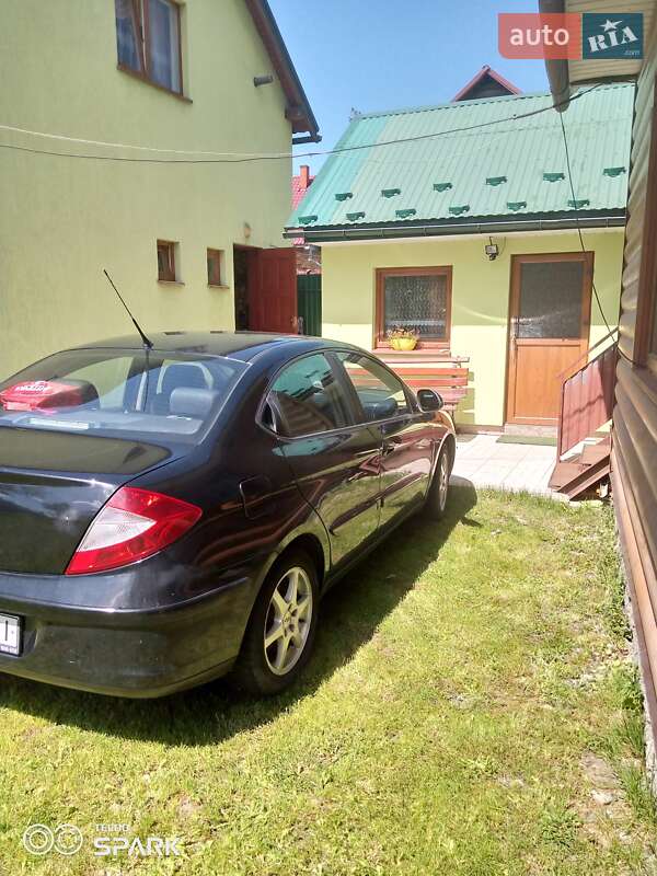 Седан Chery M11 2012 в Рахове