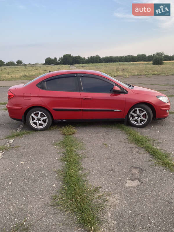 Седан Chery M11 2010 в Сумах