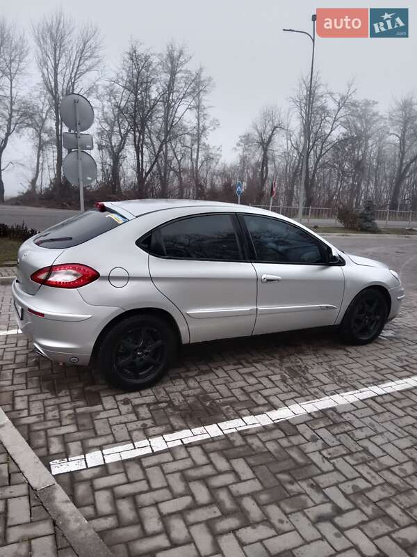 Седан Chery M11 2010 в Гайсину