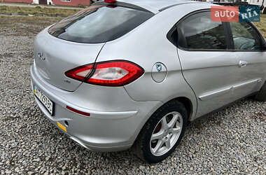 Седан Chery M11 2011 в Долині