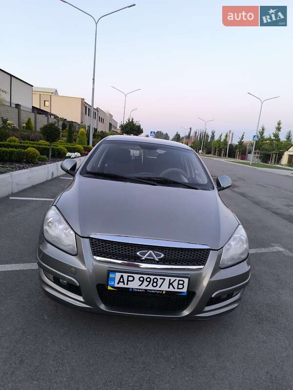 Седан Chery M11 2010 в Запоріжжі