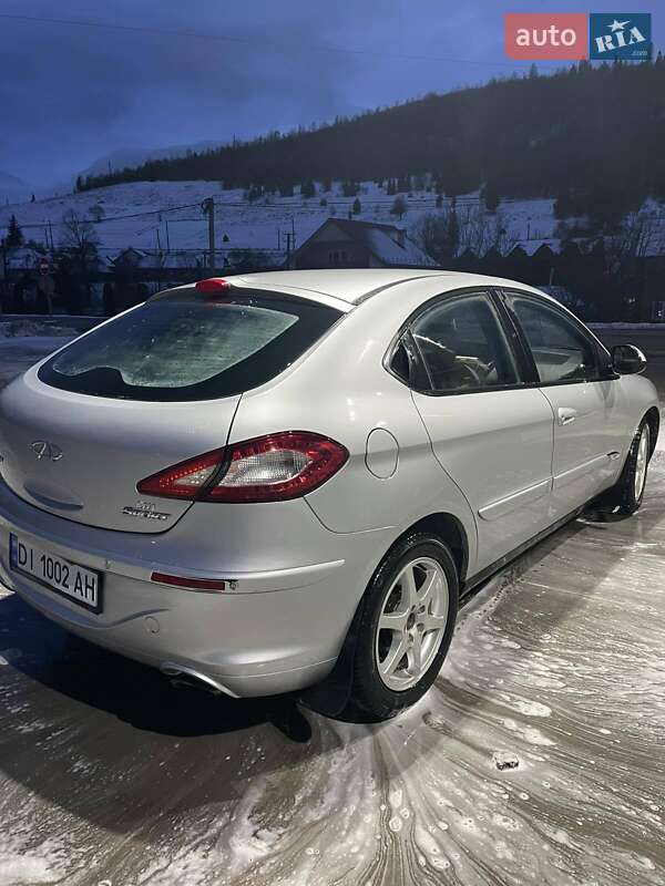Седан Chery M11 2011 в Мукачево