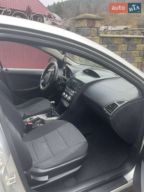 Седан Chery M11 2011 в Мукачево