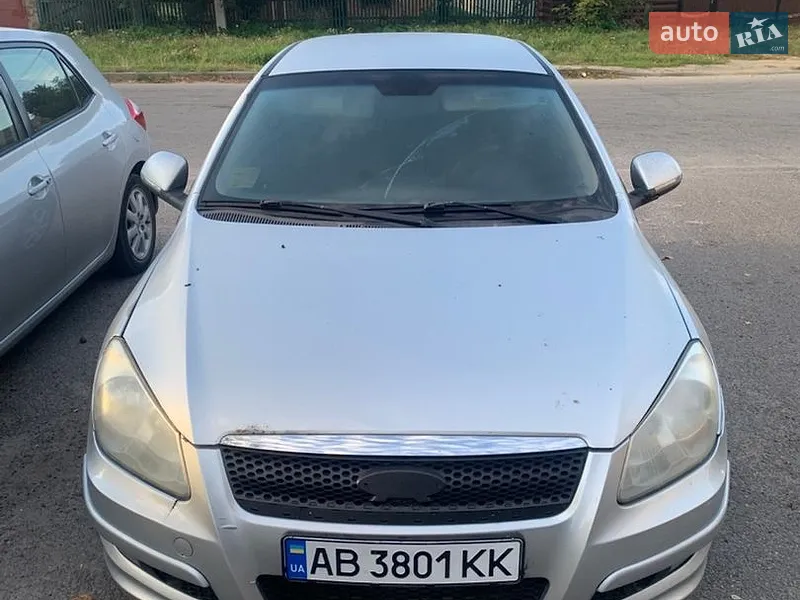 Chery M11 2011