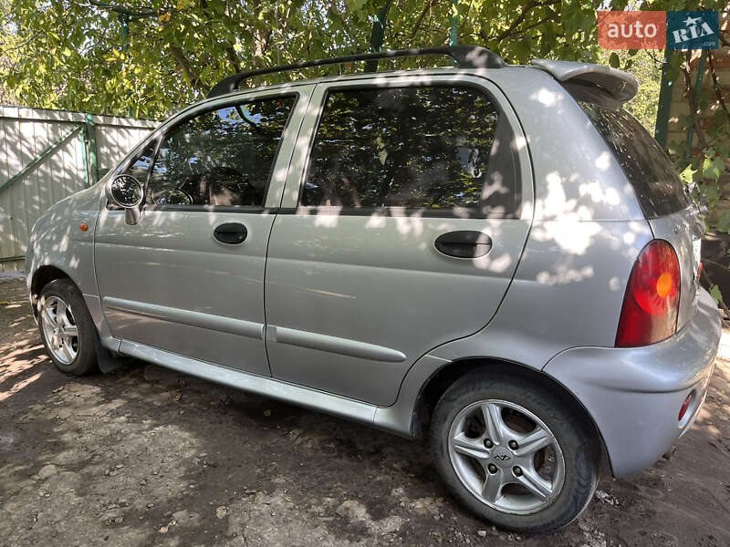 Хэтчбек Chery QQ 2008 в Новомосковске фото 5 Хэтчбек Chery QQ 2008 в Новомосковске