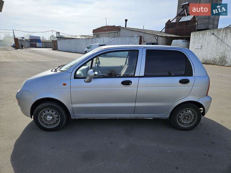 Хэтчбек Chery QQ 2011 в Шостке
