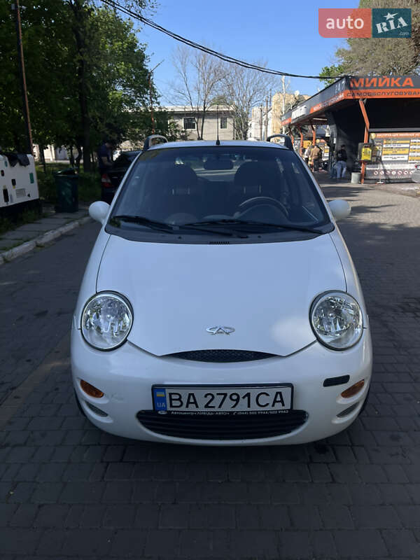Хэтчбек Chery QQ 2013 в 