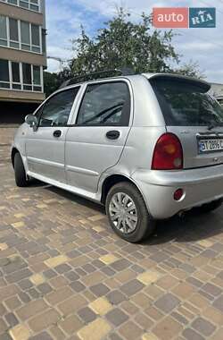Хэтчбек Chery QQ 2012 в Обухове