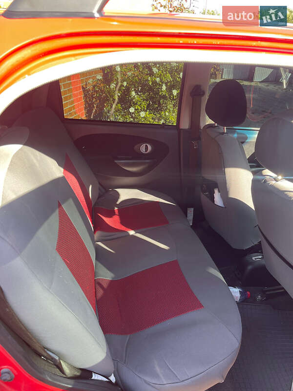 Хетчбек Chery QQ 2012 в Охтирці