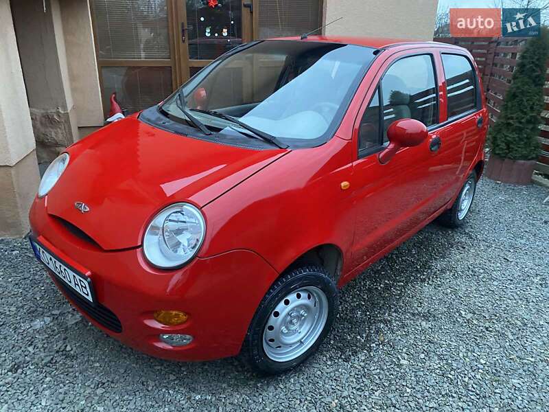 Хэтчбек Chery QQ 2008 в Берегово