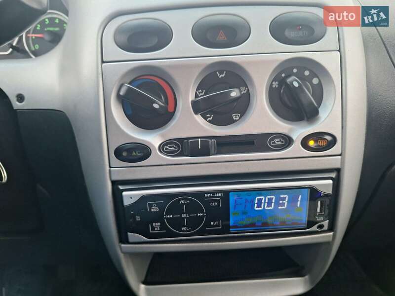 Хетчбек Chery QQ 2012 в Дніпрі фото 18 Хетчбек Chery QQ 2012 в Дніпрі