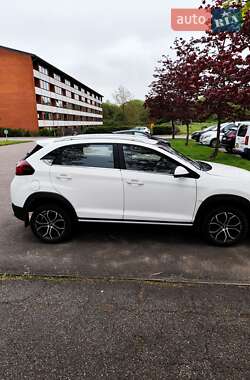 Позашляховик / Кросовер Chery Tiggo 2 Pro 2022 в 
