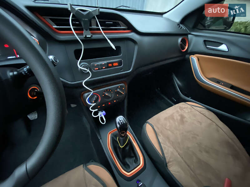 Позашляховик / Кросовер Chery Tiggo 2 2021 в Умані