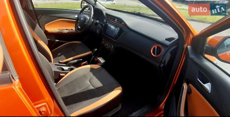 Внедорожник / Кроссовер Chery Tiggo 2 2017 в Млинове