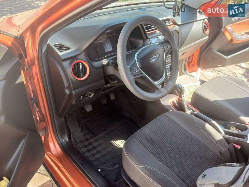 Позашляховик / Кросовер Chery Tiggo 2 2018 в Южному