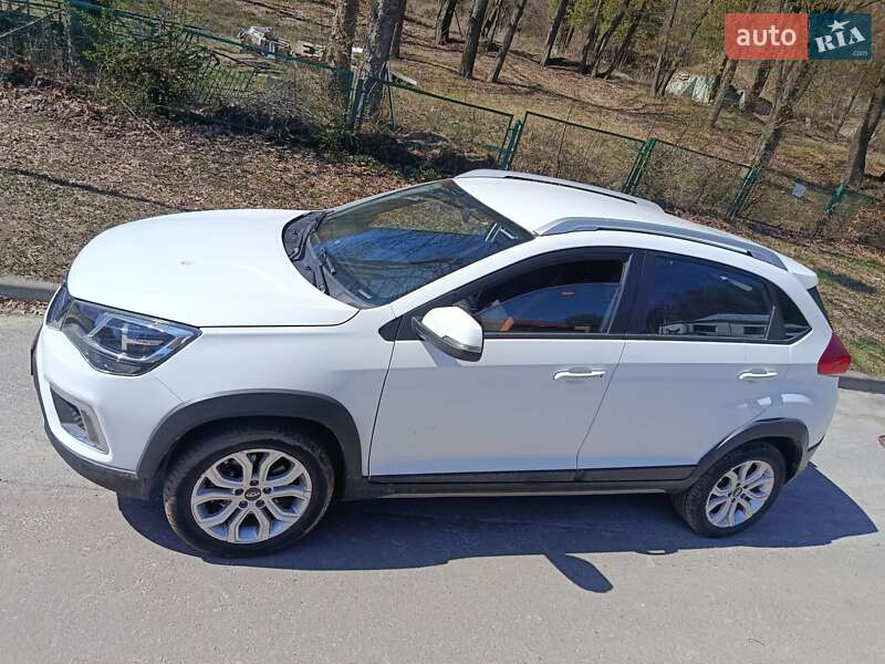 Внедорожник / Кроссовер Chery Tiggo 2 2018 в Львове